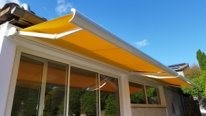 Installation de stores banne à Saint-Chinian (Hérault, 34)