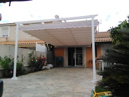 20150903 Store vélum - Pergola motorisée (IMG_182537)